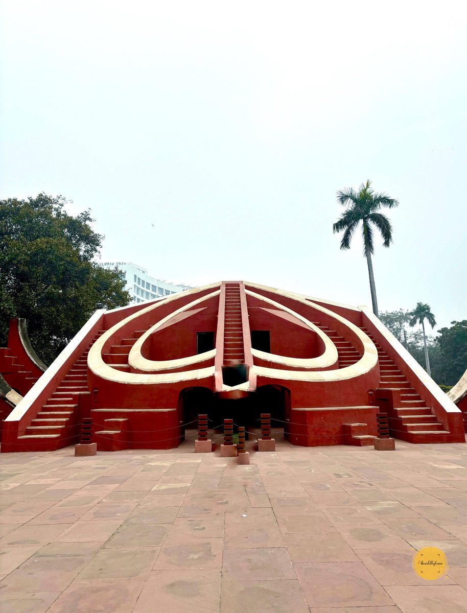 Insdtheframe's tweet photo. 📍jantarmantar

#jantarmantar #jaipur #indiaagainstcaa #nrc #india #rajasthan #jaipurcity #hawamahal #citypalace #ravishkumar #jalmahal #amberfort #nahargarhfort #amerfort #jaipurdiaries #shaheenbaghprotest #indiaagainstcab #chowkidarchorhai #sosjamia #sosjnu #pinkcity https://t.co/k404KXXQMq
