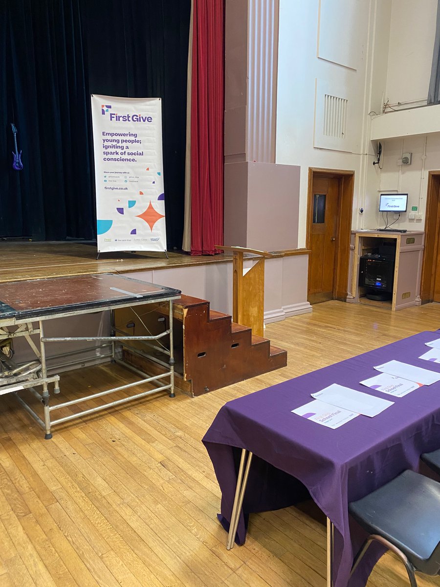 All set up and ready for the @FirstGiveUK final at @TherfieldSchool this morning! Can’t wait to see who wins £1000 for a local #charity