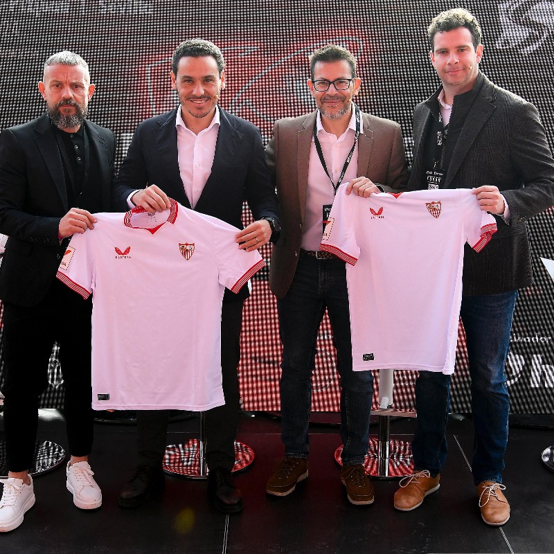 SevillaFC_ENG's tweet photo. 🌐 Perfect start to the 2024 #SportDataForum at the Ramón Sánchez-Pizjuán 🏟