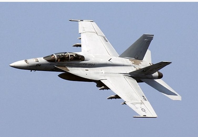 Hush_Kit's tweet image. A 29-year-old looked like this in the 1980s..this is how a 29-year-old looks in 2024