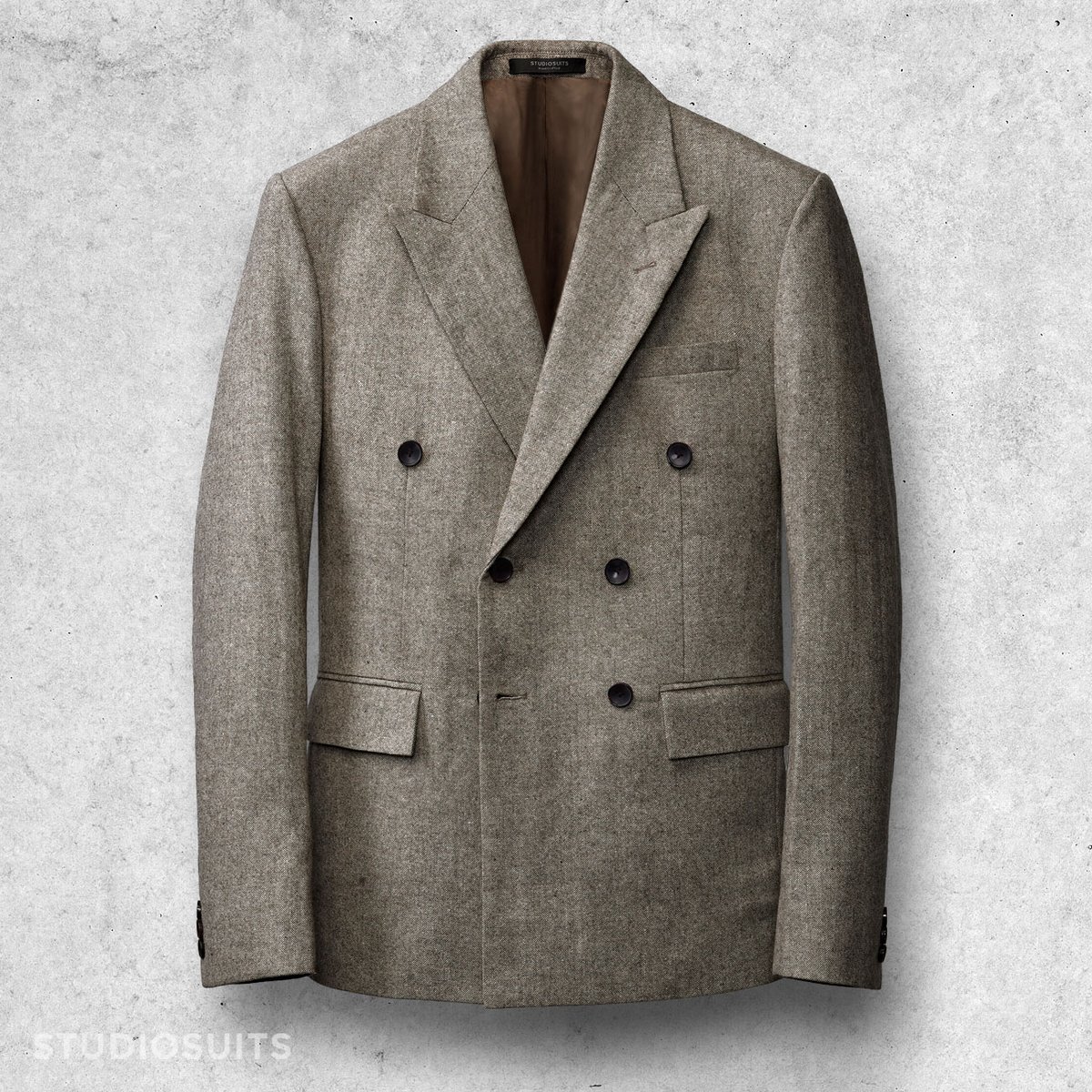 StudioSuits's tweet image. A true sartorial masterpiece that's bound to make you feel like a million bucks is our Light Weight Brown Tweed Jacket.

Shop for this style here: bit.ly/498hJfk

#studiosuits #tweedjacket #menswear #trending #inspiration #photooftheday #usa