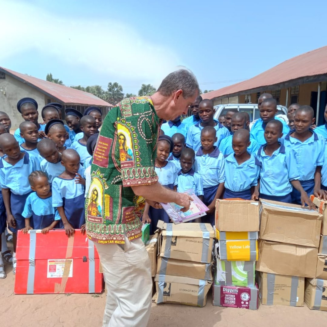 📚 Making a small difference, one shipment at a time! We're thrilled to have helped send unused school books from Cork to a school in Africa, where they'll continue to inspire young minds. 🌍✈️ #DHLCommunityImpact #DHLGoTeach