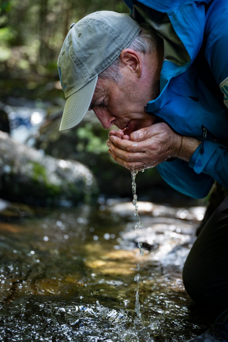 'Every living system on our planet depends on fresh water. So you’d think we would look after it – literally guard it with our lives, since those very lives depend on it.' This #WorldWaterDay I've written a blog for @LGIM. Please read 👇💧 blog.lgim.com/categories/esg…