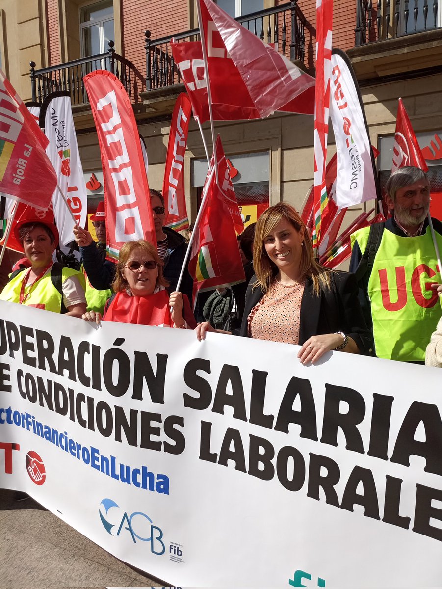 Un 75'8% de las 80.000 personas trabajadoras de Banca han secundado la huelga.

#Logroño 

#SectorFinancieroEnLucha
#22MHuelga24Horas
#CuelgaLaChaqueta