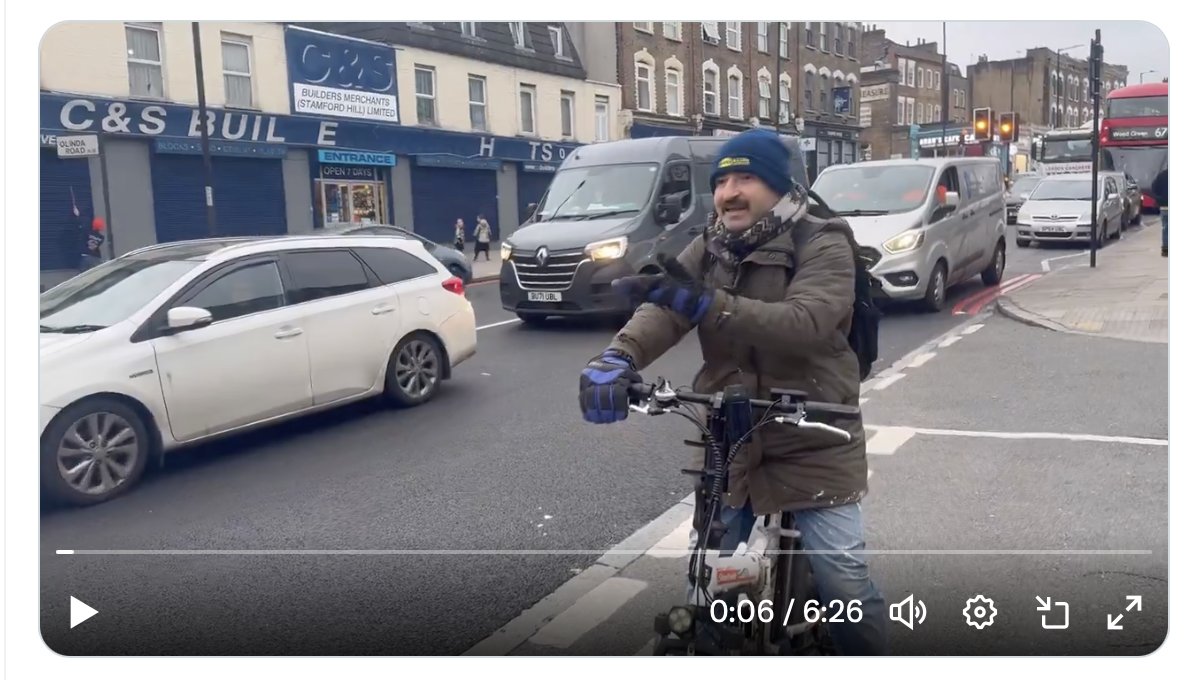 It's Simon, yeah? tweet media