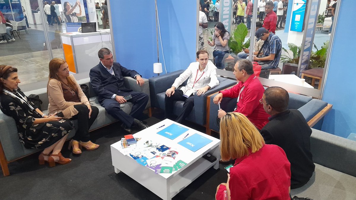 universidad_uci's tweet image. ¡Saludos 🤗 de buenos días 🇨🇺❤️!
👐 ¡Le damos la bienvenida a la última jornada de #Informática2024! Desde nuestro stand del ecosistema de ciencia, tecnología e innovación UCI-PCT-KAINOS te invitamos a acompañarnos, y compartir conocimientos. ¡Juntos #PorUnaSociedadDigital.🧑‍💻❗