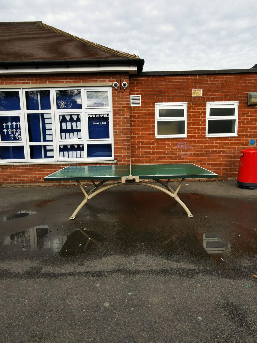 Brilliant new Fresh Air Fitness outdoor gym equipment installation at Freezywater St George’s Primary School in Enfield - including a fantastic table tennis table! #outdoorgym #primaryschool #PEteachers #TableTennis