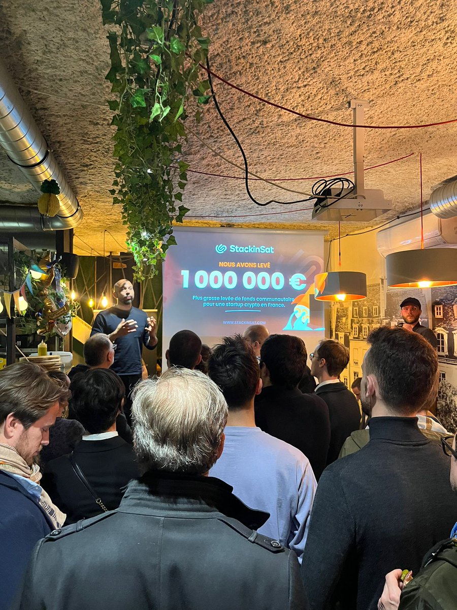 Jhersco's tweet image. Excellente soirée @StackinSat_FR hier soir ! 🔥

Merci @ydemombynes pour ton discours de bitcoiner radical 😅 

Merci à tous les Stackers ❤️