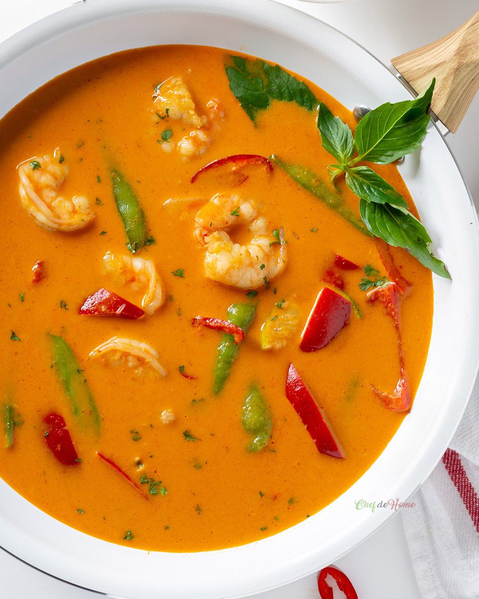 Coconut Curry Shrimp 👉chefdehome.com/recipes/914/co… An easy recipe for Coconut Curry #Shrimp with Red Thai Coconut Milk curry. Only 25 minutes kitchen to #dinner table, this Thai curry recipe yields creamy, fragrant red curry broth, succulent shrimp with distinct Thai basil flavor5