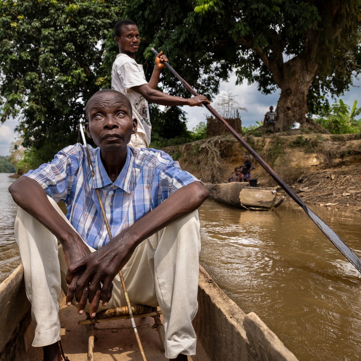 19 million people live with #RiverBlindness, an agonising parasitic disease spread by blackflies that breed in fast-flowing rivers. #WorldWaterDay We're working with the research consortia HELP and eWHORM to find new treatments: dndi.org/diseases/filar…