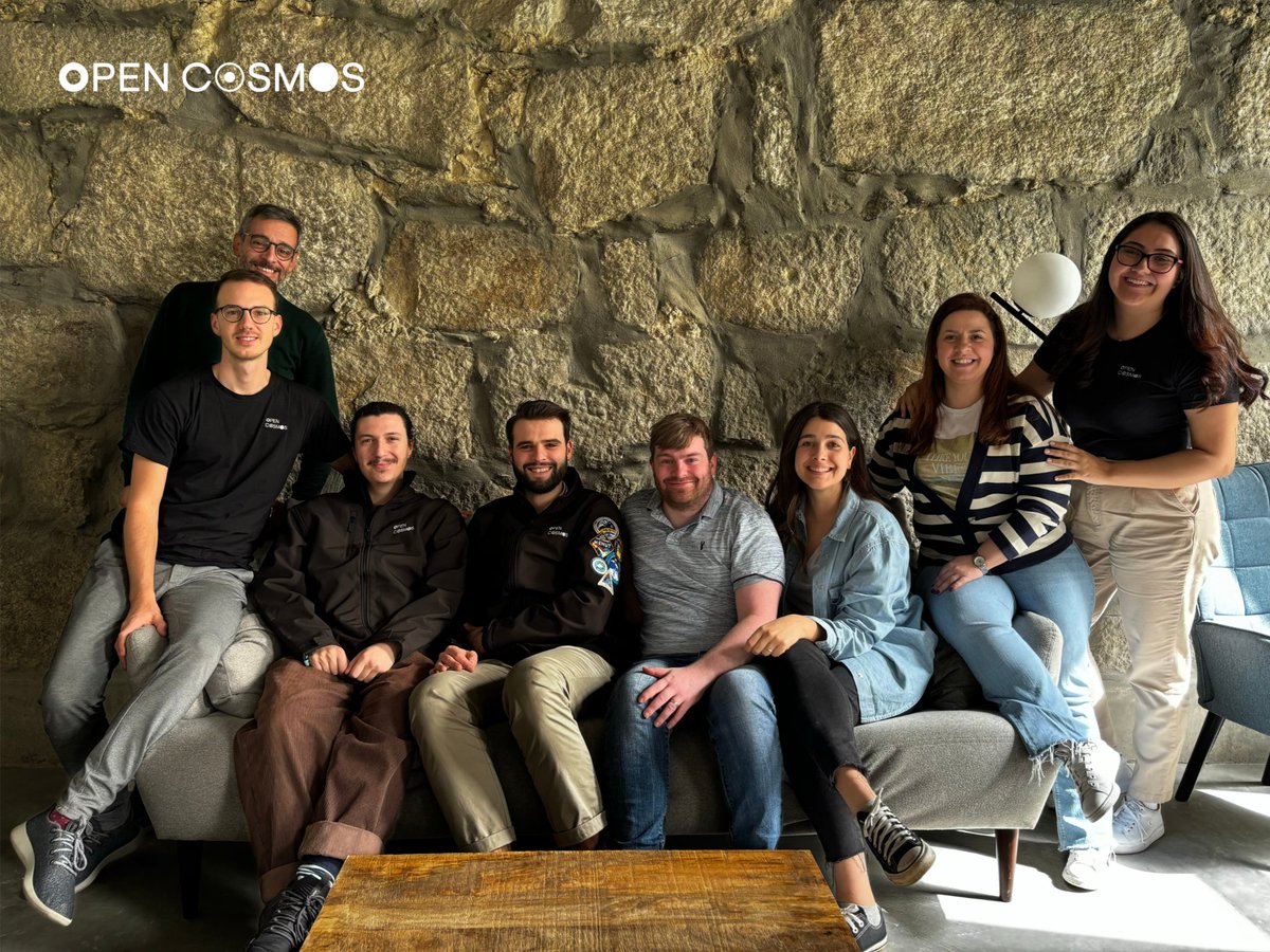 Did you know that Open Cosmos has an office in Portugal? 🇵🇹 We currently have a team of 11, and we expect this to grow to at least 20 by the end of the year. Our Portuguese team comprises Project Management, Finance, Procurement, Marketing, HR, and Engineering #OpenCosmonauts
