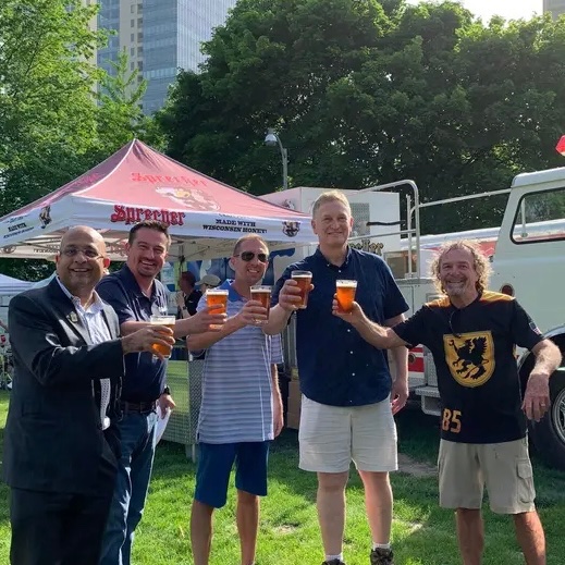 Exciting news! @CountyParks’ Traveling Beer Garden will be returning on May 15, thanks to our strong public-private partnership with @sprecherbrewery and @RadioMilwaukee. Cheers to enjoying our beautiful parks with great company and refreshing brews! 🌳🍻