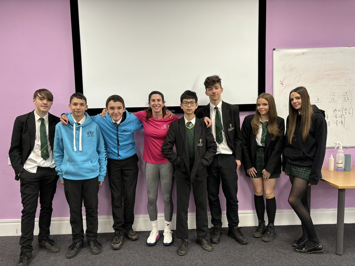 A brilliant morning @uochester delivering a Motivation workshop to these Year 9 students. Great engagement and questions from all of these pupils 👏