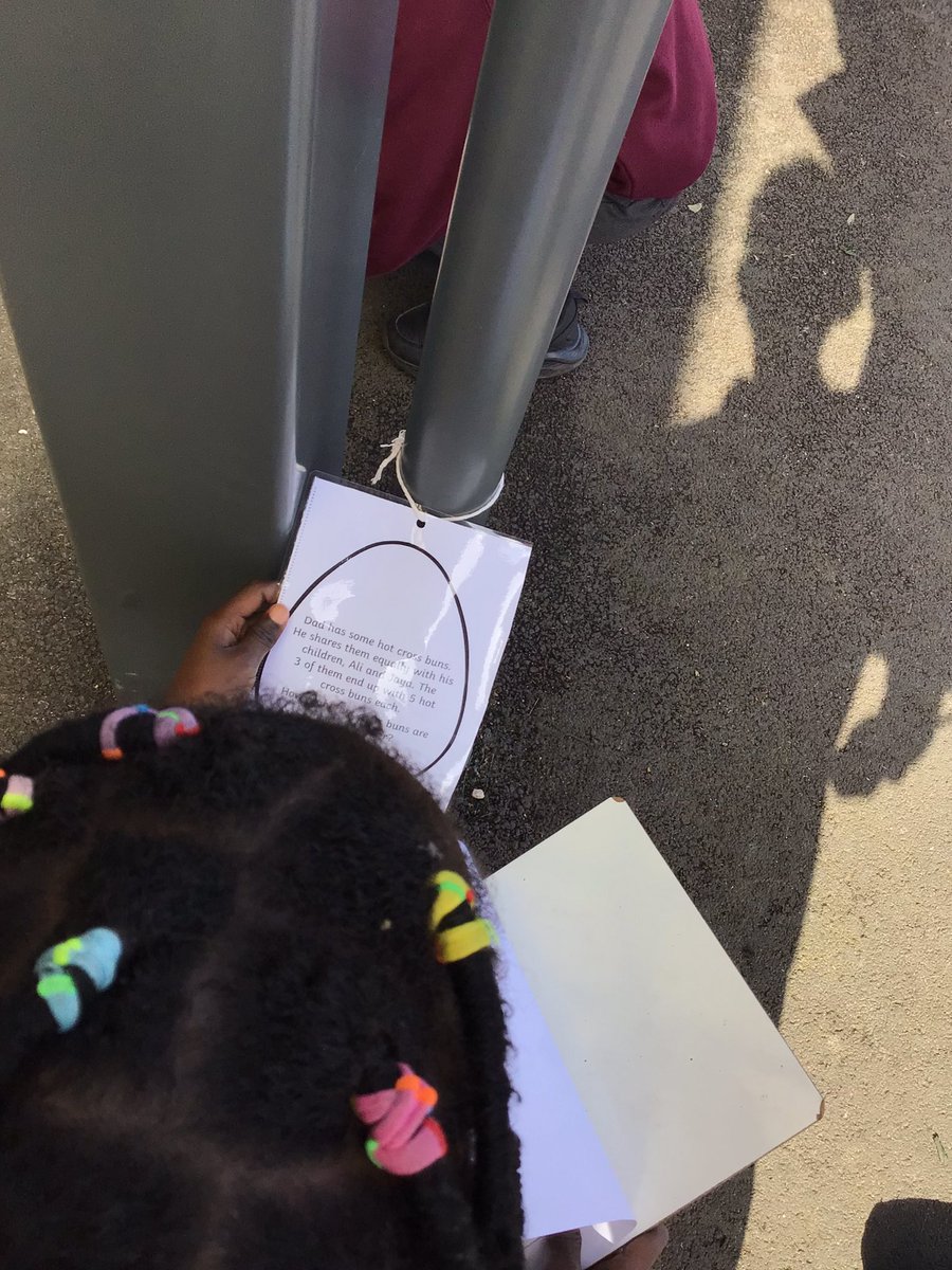 BramblesBeech tweet media