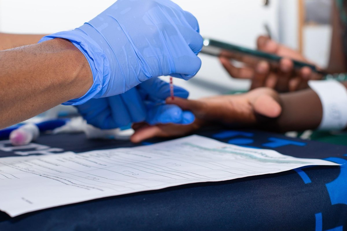 Higher Health mobile clinic was bustling with services at the 'First Things First' event for first-year students held recently at the @Official_TUT in Pretoria. Aimed at HIV testing & counselling to STI screening, TB testing, GBV & LGBTIQ+ awareness. @DrBladeNzimande @RamneekHH