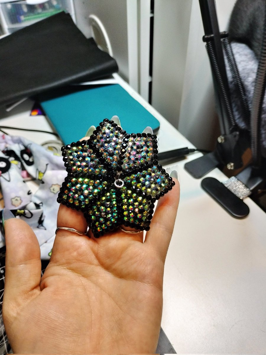 Milady Li - Rogue tweet media