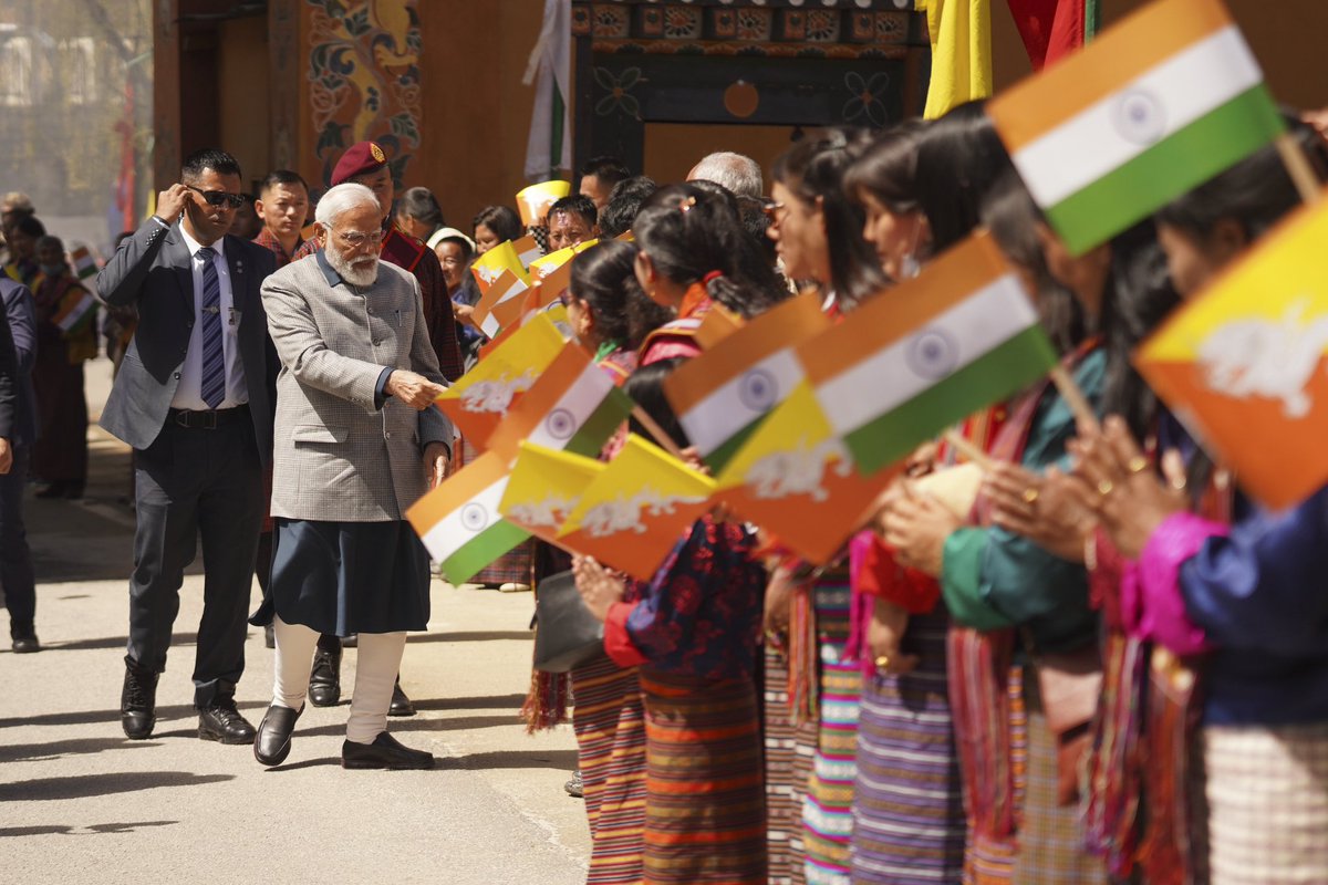 700,000 hearts welcome India’s PM @narendramodi Ji to Bhutan