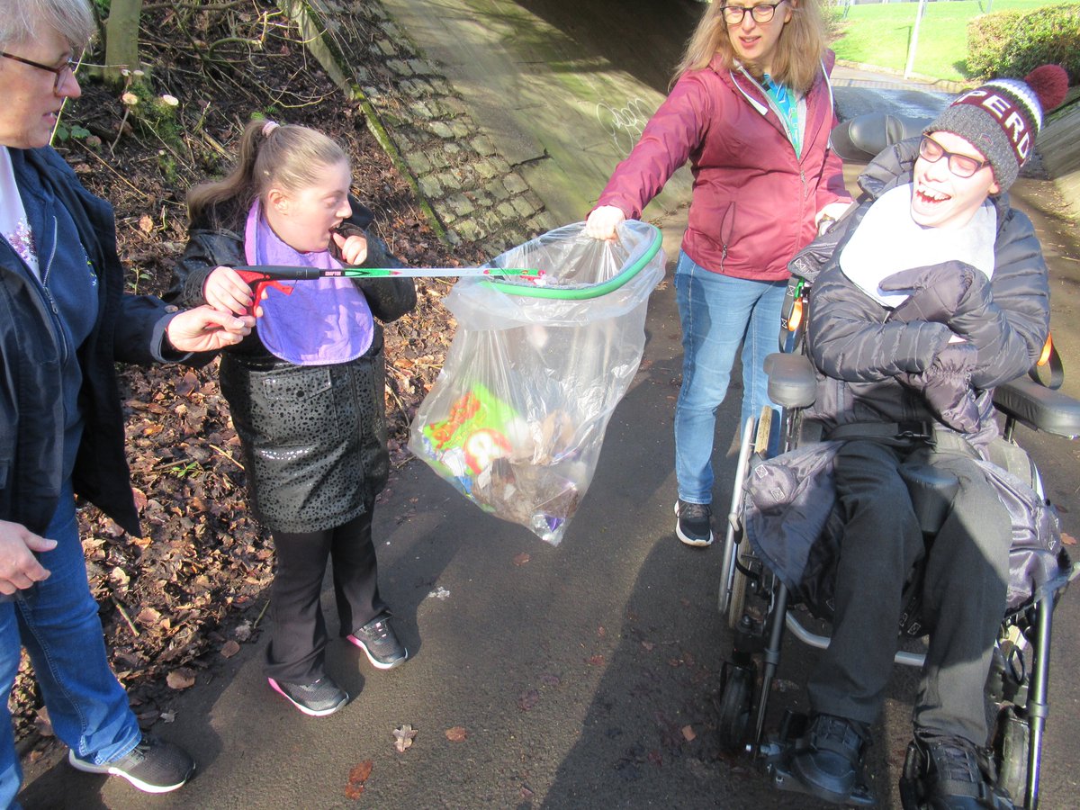 Beatlie School tweet media