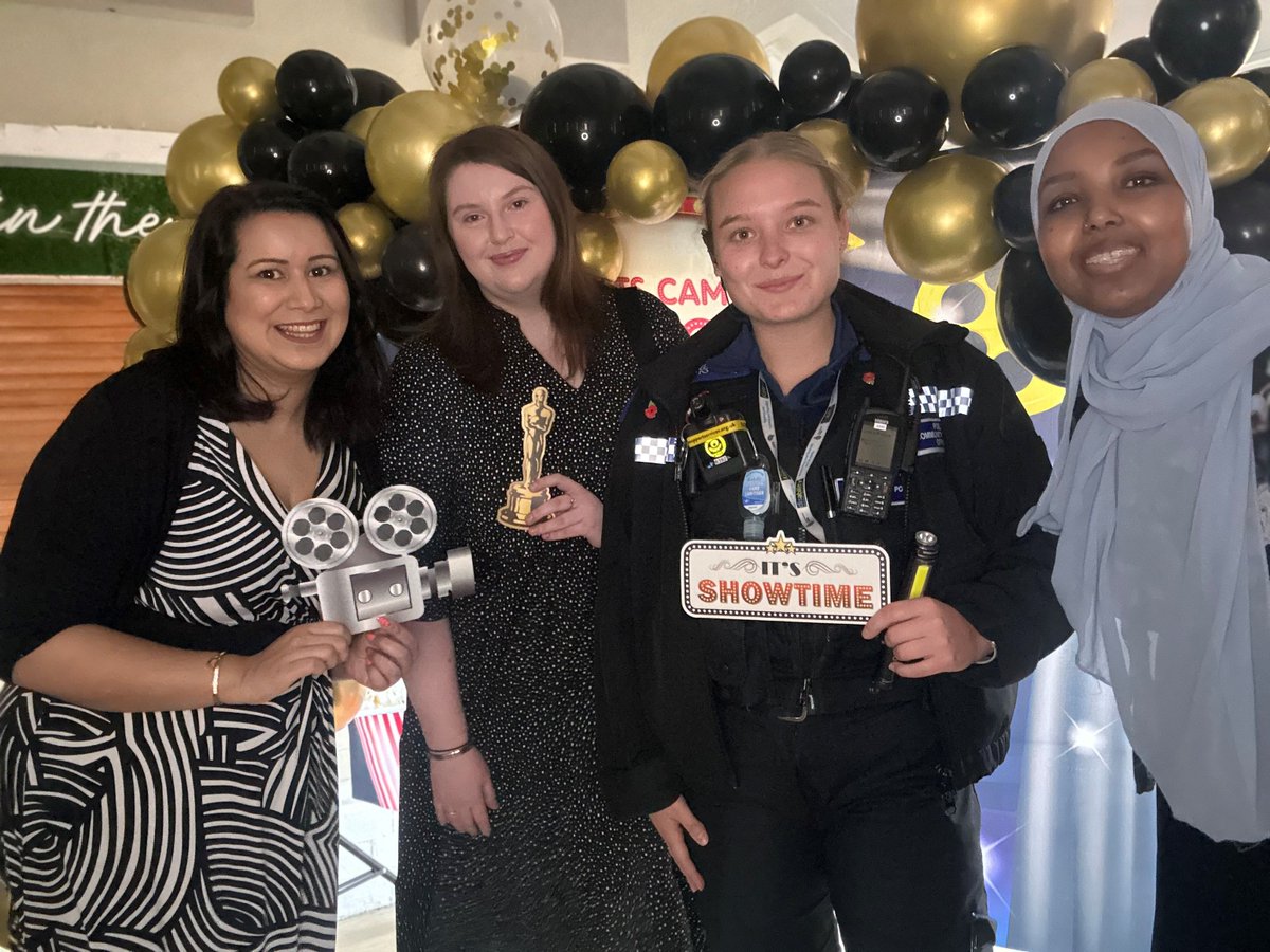 LeicPeopleZones's tweet photo. What a way to celebrate the #YoungLeaders of tomorrow &amp; their amazing achievements with @ZamZamUnlimited #PeopleZone Grant Funded project, #SmartScreenStudio

“The positive impact is evident, with three of them being hired in paid capacities”, 

Well done everyone!! 🥂👏🎬 https://t.co/fo1UgAldmz