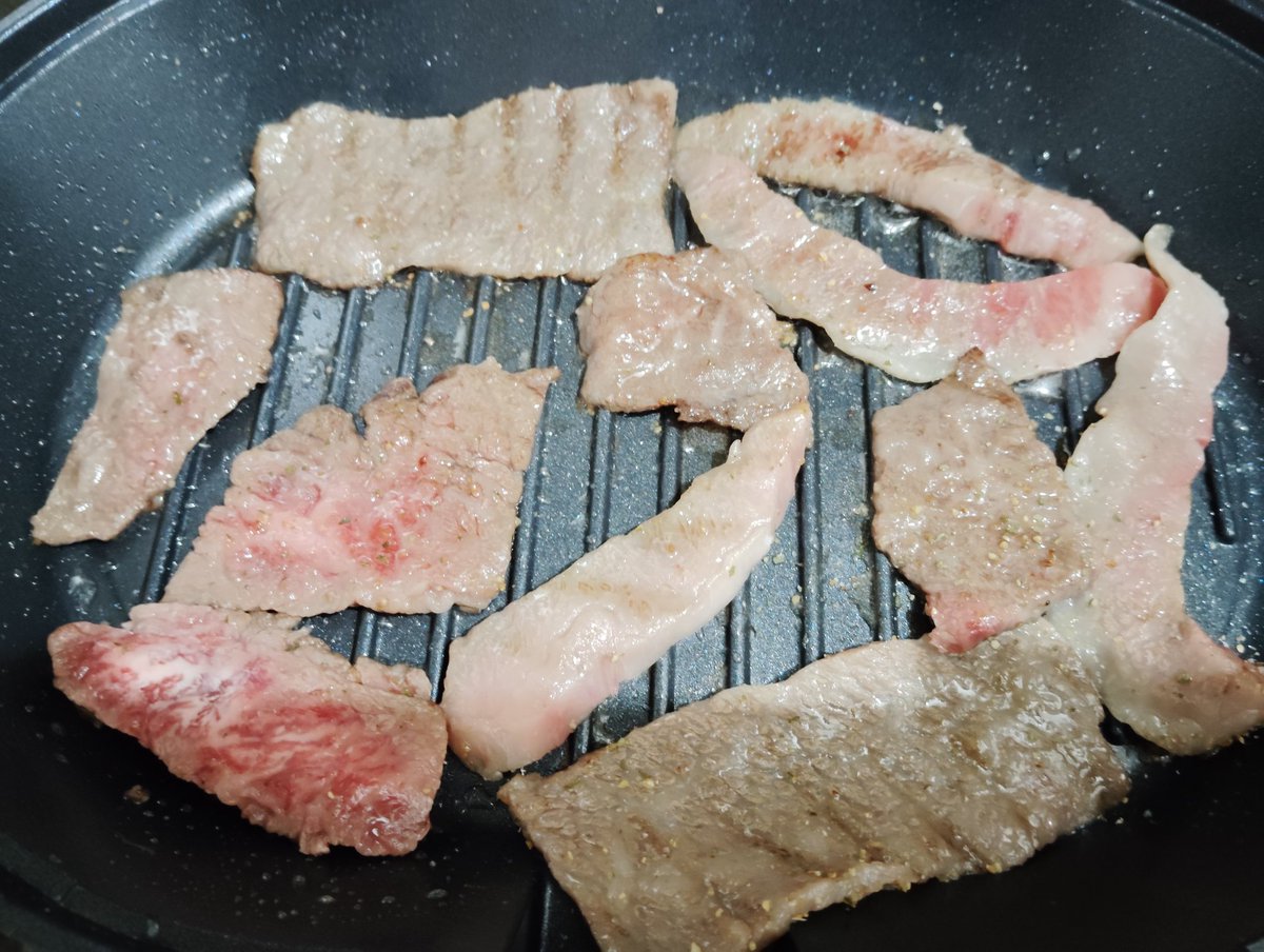 fey (@f05929444) on Twitter photo matr1xで勝った賞品のお肉<a href="/wagyuinternat/">wagyu international/肉の喜楽亭</a>が届きましたー思ったより早かったので嬉しいですとりあえず半分頂きましたがどちゃくそ美味かったです。 matr1xで勝った賞品のお肉<a href="/wagyuinternat/">wagyu international/肉の喜楽亭</a>が届きましたー思ったより早かったので嬉しいですとりあえず半分頂きましたがどちゃくそ美味かったです。