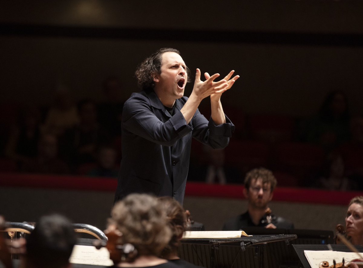 alexandre bloch tweet media