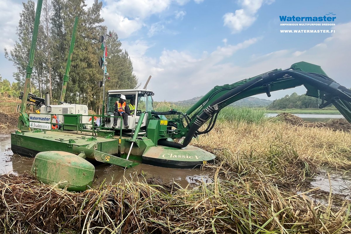 THE_WATERMASTER's tweet photo. Big thanks to everyone involved in restoring and maintaining water bodies across the globe – You are doing practical and effective work towards a healthier and more prosperous, and therefore a more peaceful world for all. Happy #WorldWaterDay! #WaterForPeace 🌍💧👏 https://t.co/dRiyffRWpa