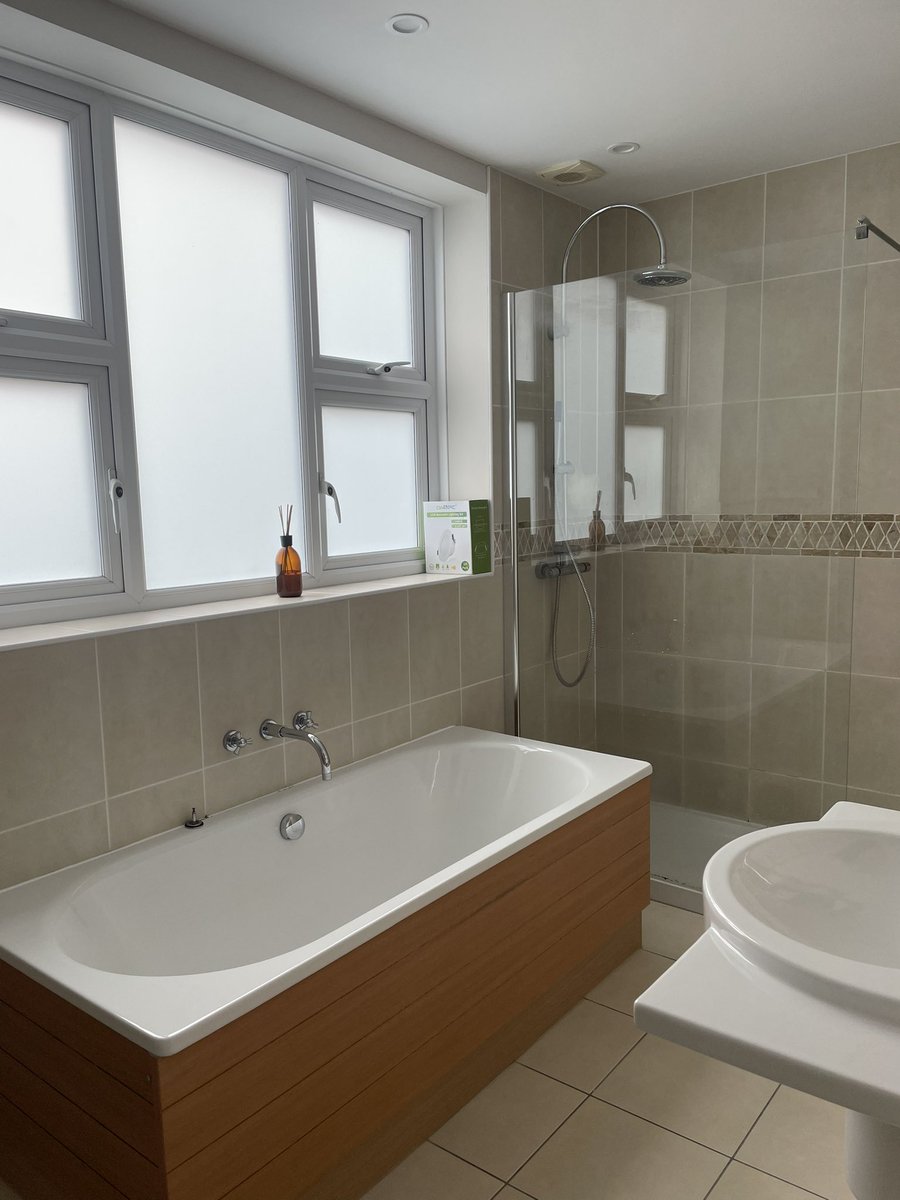 A deep clean before moving out not only maintains the property's condition but also sets a positive tone for your departure. With your specification checklist in hand, we'll leave your home in top condition, ensuring a smooth transition for both yourself and the next occupant!🏡