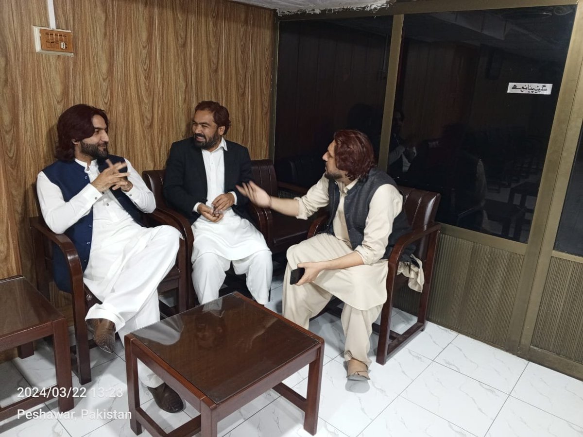 ItsUsmanAfridi's tweet photo. Discussion With Young And Most Energetic MPA Qari zahir And Adv Fayaz Afridi About Restoration Of Student Union In Khyber Pukhtoonkhwa Inshallah We Will Struggle Legaly And Also We Will Bring Bail In Kp Assembly Regarding Restoration Of Student Union Kp..
#RestoreStudentUnion https://t.co/9etpdvZw3r