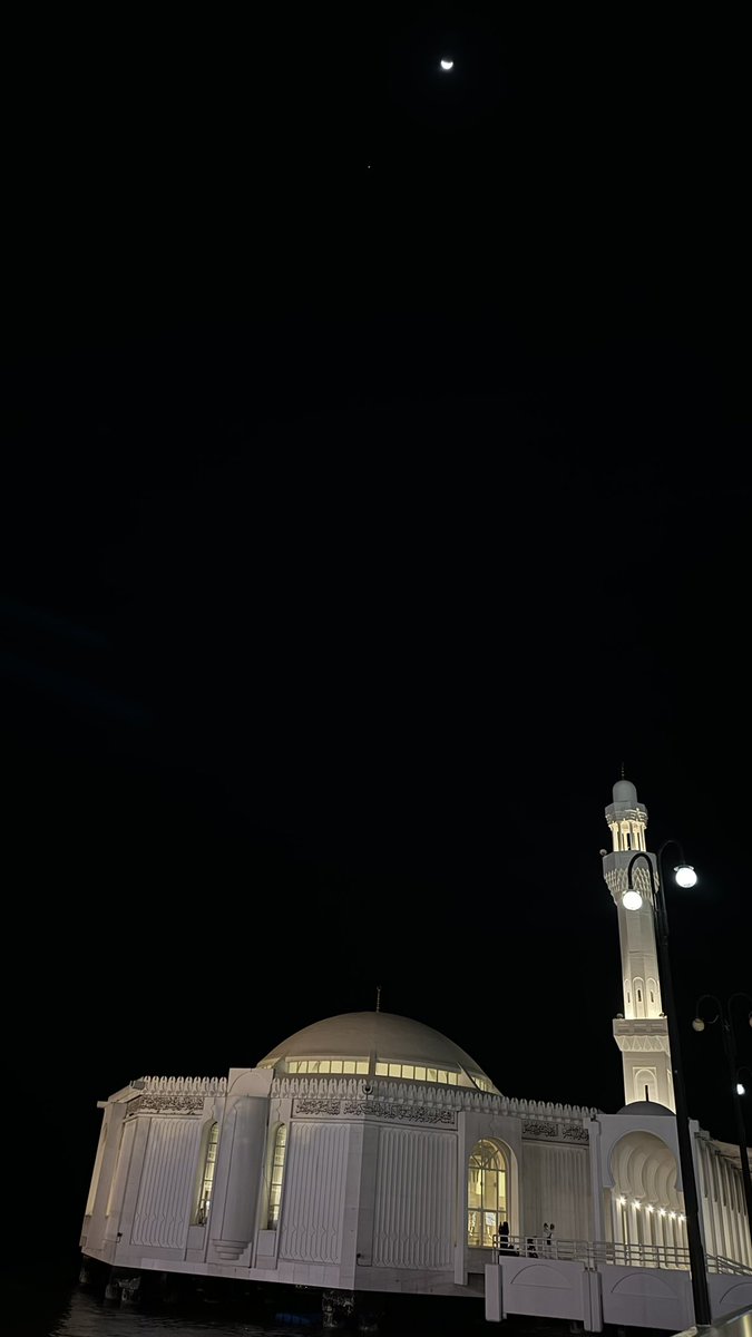 lll_33l's tweet photo. @Lwas_ جوالي آيفون ١٥ برو وهذا تصويري 📸. https://t.co/uR9WHVHgsJ