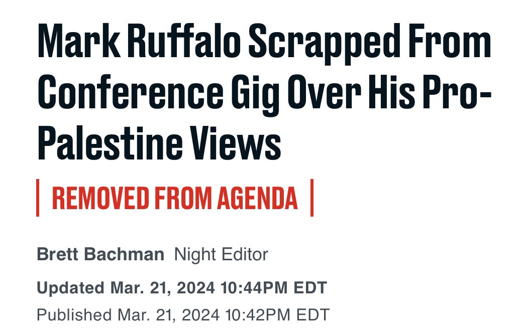 davenewworld_2's tweet photo. Mark Ruffalo is on the right side of history and he is being ostracized for it.

This is a very dark period for our country. https://t.co/raXqJDnyMP