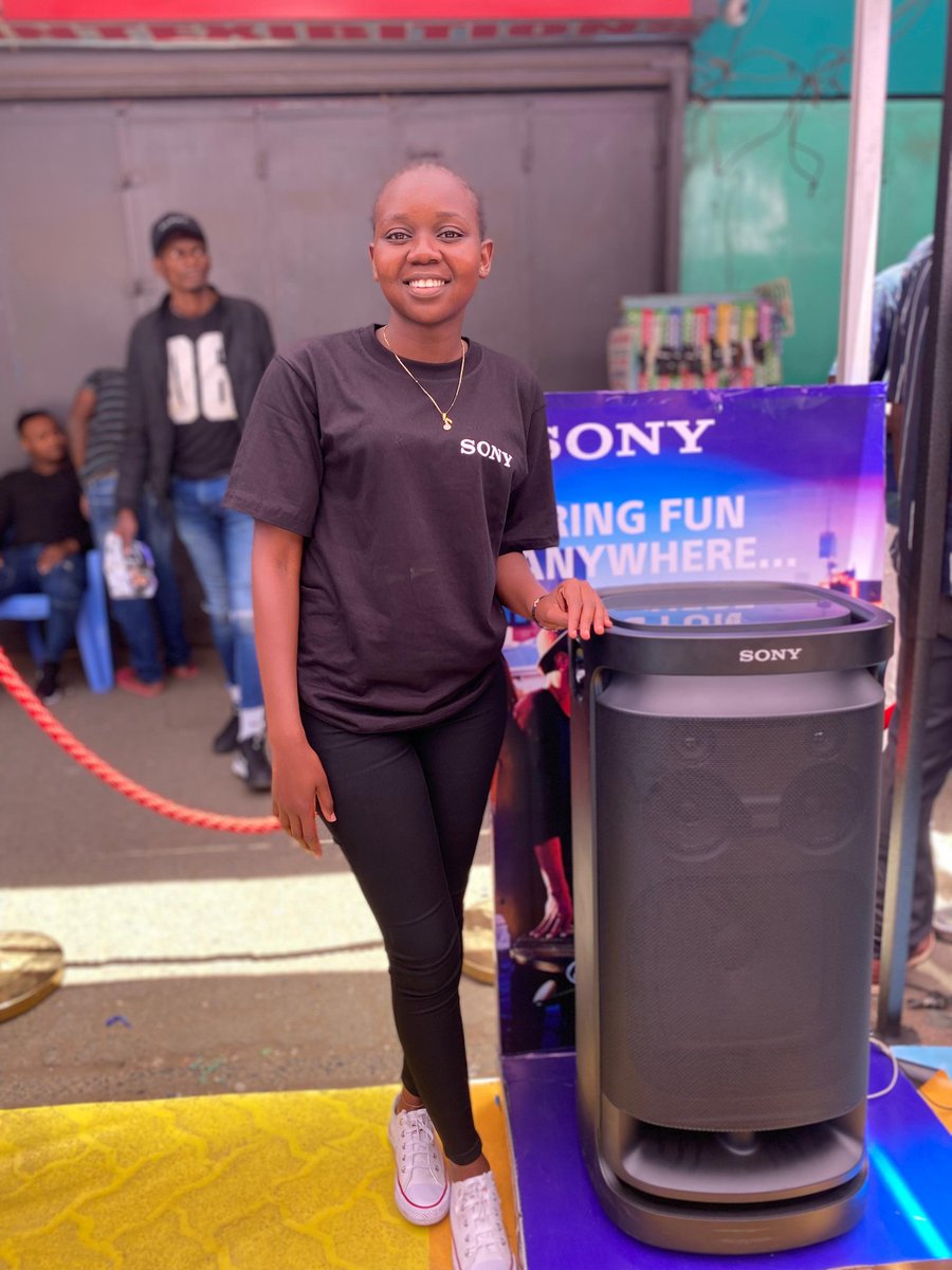 wuodmaggie_'s tweet image. Watu wanapata an amazing Sony Experience at the @SonyMEA booth located at Lithuli in Nairobi. Come and get some goodies from one of the best brands.
#LiveLifeLoud