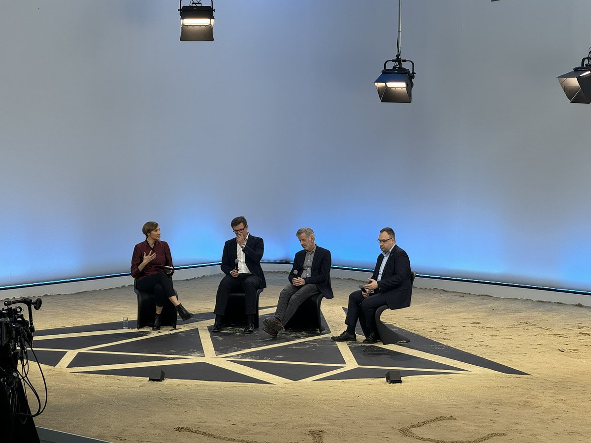 Hello Tomorrow (@hellotmrc) on Twitter photo “How can we bring the cool factor to a low tech/high tech hybrid of sustainable food sources?”
Christine Gould - CEO <a href="/thoughtforfood_/">Thought For Food</a> “How can we bring the cool factor to a low tech/high tech hybrid of sustainable food sources?”
Christine Gould - CEO <a href="/thoughtforfood_/">Thought For Food</a>