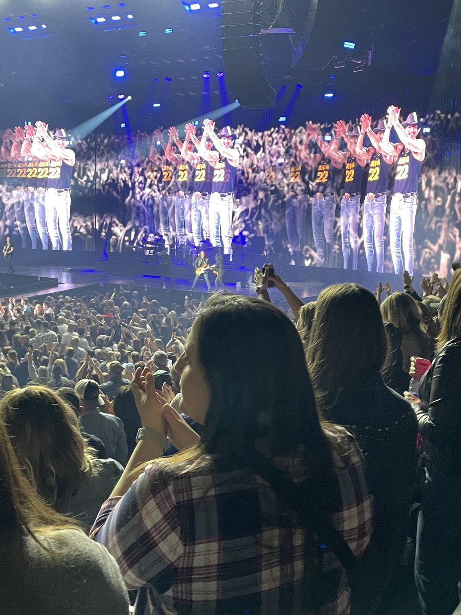 Leesa Stoffers tweet media