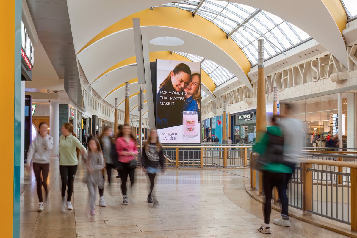 For Mother’s Day this year, @TheYankeeCandle connected with audiences through the recognisable, little moments that matter across rail, supermarket, mall and road formats. #OOH #LifeIsLivedOutside @Houston_PR
