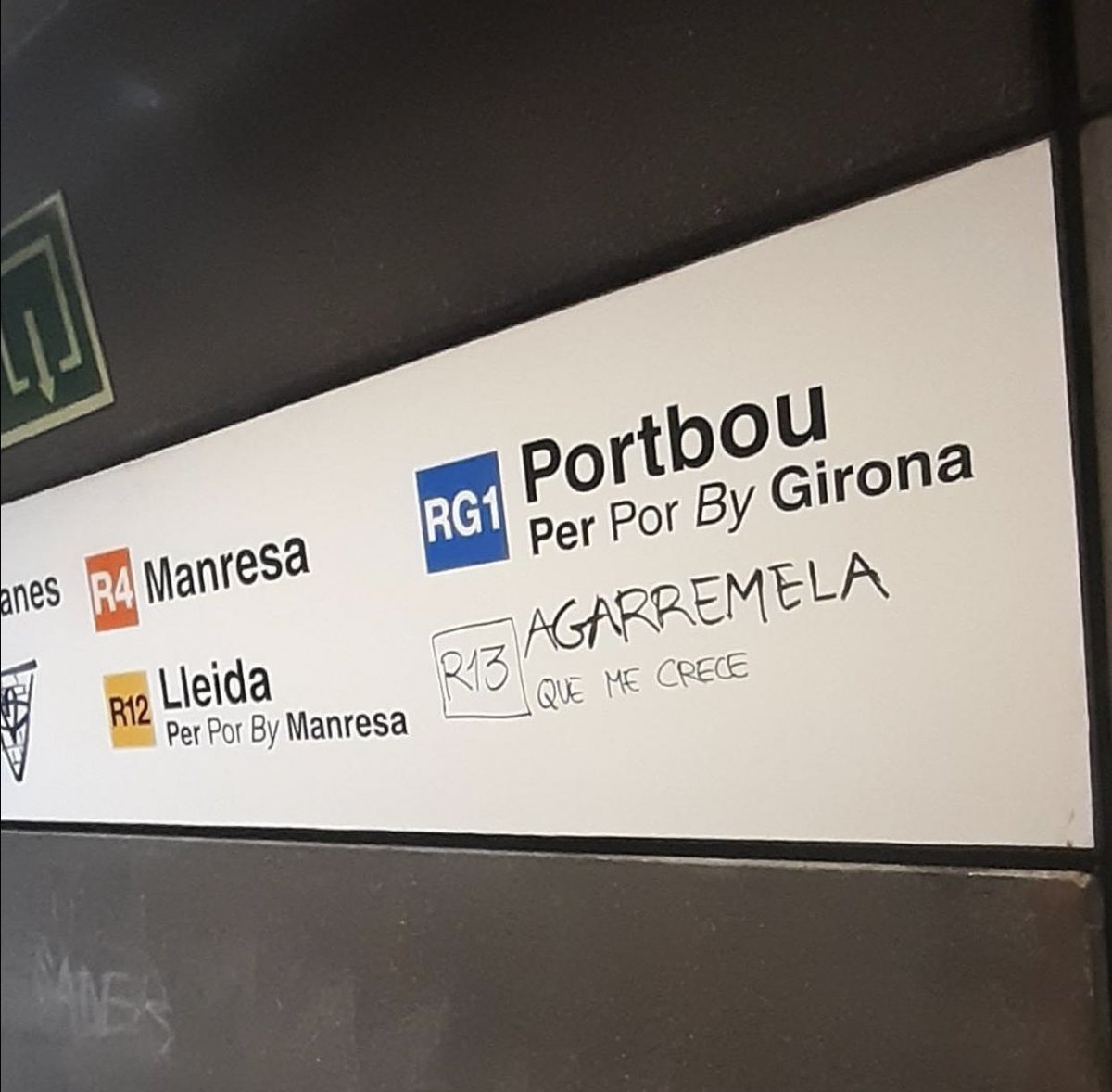 toi toi (@elpolyklin) on Twitter photo 