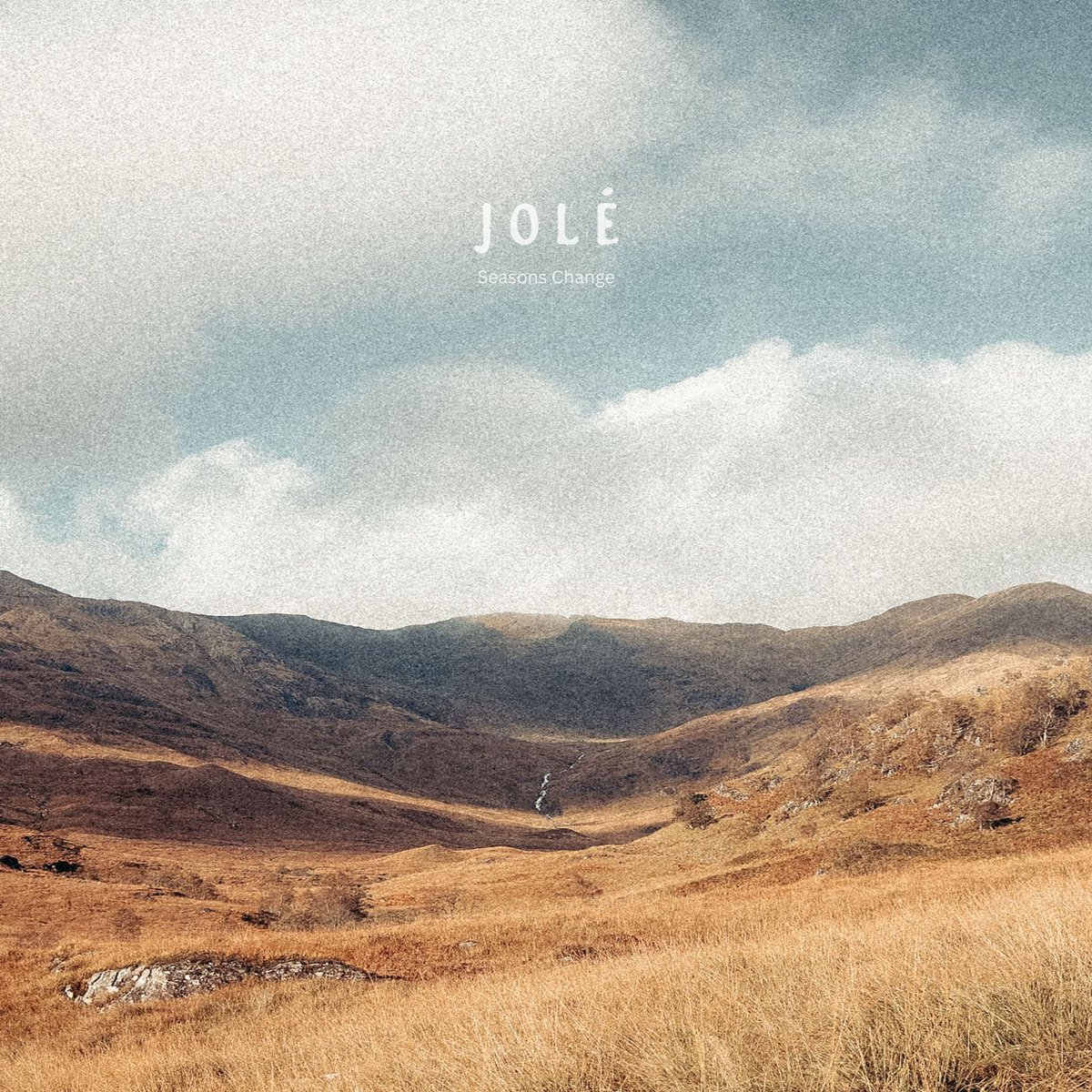 Seasons Change is out today!

I wrote this one in early 2023 about the ups and downs of a relationship and sticking with the one you love. No matter what life throws at you, you can work through it with the right person 💙

Listen here: jolemusic.os.fan