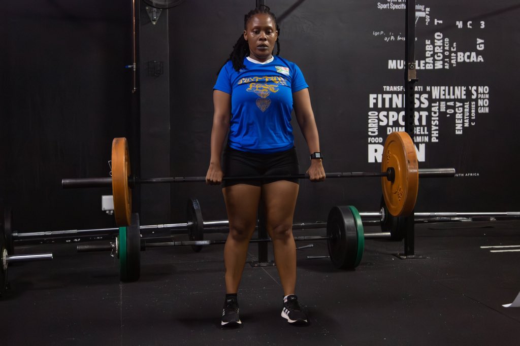 TshepiTheFixer's tweet photo. Siya Gyma khona , but at what cost 💀😪💣 #CrossfitOpen #CrossfitCompetition #Crossfit #Crossfitgirls https://t.co/coQ3eMrCdn