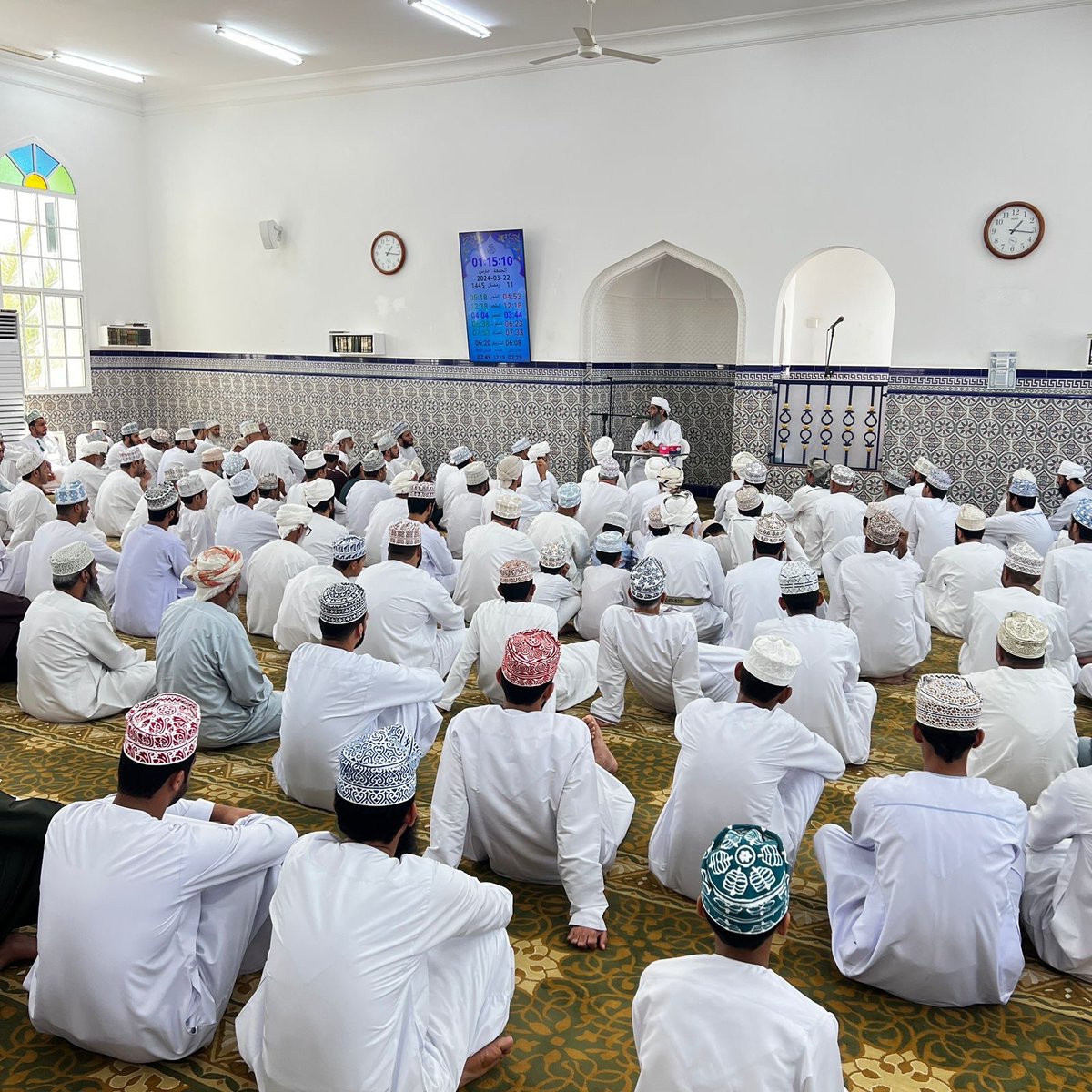 Miss29898735's tweet photo. ((دروس شهر رمضان المبارك))
  
ضمن  سلسلة دروس شهر رمضان المبارك والتي تقام بجامع الغفران بقرية مس بولاية دماء والطائيين  بعد صلاة الجمعة من كل إسبوع أقيمت اليوم  

محاضرة بعنوان :  
(المسلمون والأقصى)

ألقاها  الأستاذ الفاضل:- خالد بن سعيد بن خلفان العيسري https://t.co/1HxLd5ORWk