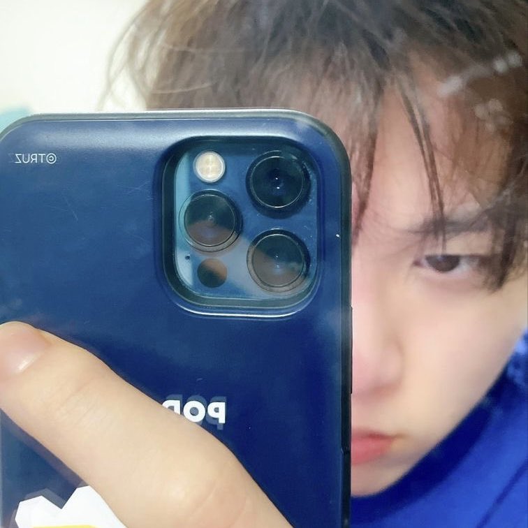 แง๊ว (^._.^)ﾉ