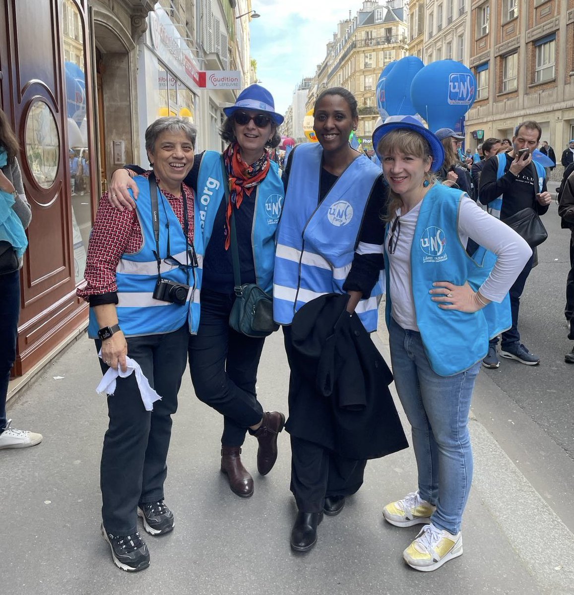 <a href="/SnasenUnsa/">snasen unsa</a> de <a href="/Unsa_Education/">UNSA Éducation</a> mobilisé vendredi 22 mars: congrès exceptionnel à la Bourse du travail avant d’aller manifester. RDV 13h30 place Edmond Rostand
