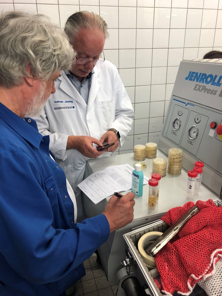 El Instituto Hohenstein, en colaboración con Boaya - especialistas en lavandería OPL, ha participado en la certificación de múltiples hospitales.

👉  boaya.es/es/noticias/co…

#lavanderíaindustrial #coronavirus #CertificadoRAL #HigieneTextil
