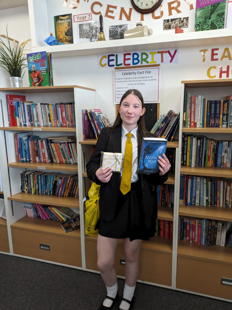 Congratulations to Kate K in Year 8 for winning our Blind Date a Book Competition. Here she is with her prize, a £50 Amazon voucher! Well done Kate! #TeamOCA #read #growyourmind