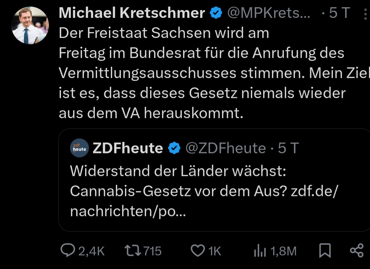 Nochmal meinen ausdrücklichen Dank an Michael #Kretschmer dafür, wie es ihm mit einen Tweet gelungen ist, die Stimmung komplett Richtung #keinVA zu kippen. Ohne seine unerschütterliche Ehrlichkeit würde das Gesetz jetzt womöglich wirklich im VA hängen. 🥦😅