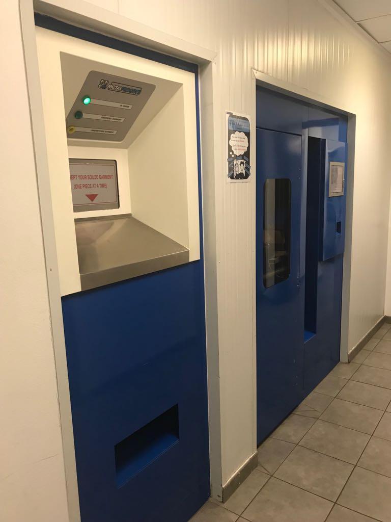 El Sistema dispensador de Ropa B2k Smart Locker ofrece:

🔹 Optimización del espacio 
🔹 Modularidad: adaptable al crecimiento de usuarios 🔹 Alta seguridad 
🔹 Mantenimiento de la higiene

#Dispensación 🧳🔒🧼