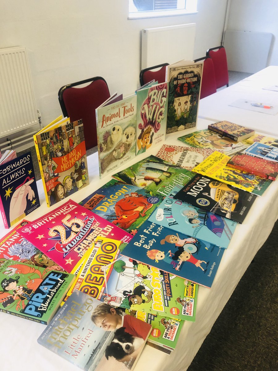 Really enjoyed our fourth Teachers’ Reading Group session on Wednesday - it’s amazing to see how much impact all our members are making to create a #readingforpleasure culture in their school! Lots of these wonderful books were borrowed too! 📚 @OpenUni_RfP @The_UKLA #TRG