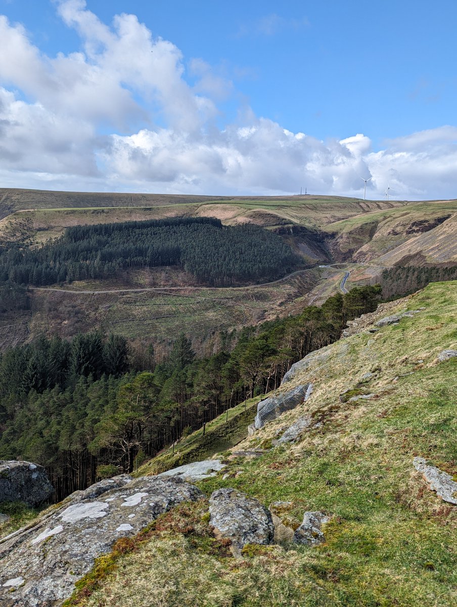 CCSeniorTrips's tweet photo. Beautiful blue skies in Wales this morning with our #CCYear10 students sketching the landscape features found at the source of the River Ogmore. #CCSeniorBoys #CCSeniorGirls #CCGeography #CCSeniorTrips https://t.co/vusqGU03E5