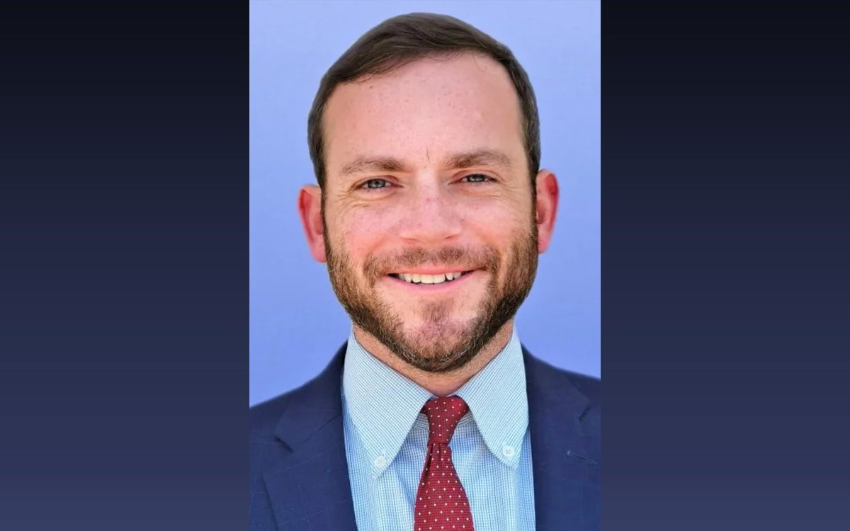 Elon Law (@elonlaw) on Twitter photo #ElonLaw alum Ben Faulkenberry L'11 is helping a North Carolina community where he serves as county attorney by stepping into the role of interim county manager. Learn more about his new leadership role in <a href="/alexandercounty/">Alexander County, NC</a>. alexandercountync.gov/faulkenberry-n… #ElonLaw alum Ben Faulkenberry L'11 is helping a North Carolina community where he serves as county attorney by stepping into the role of interim county manager. Learn more about his new leadership role in <a href="/alexandercounty/">Alexander County, NC</a>. alexandercountync.gov/faulkenberry-n…