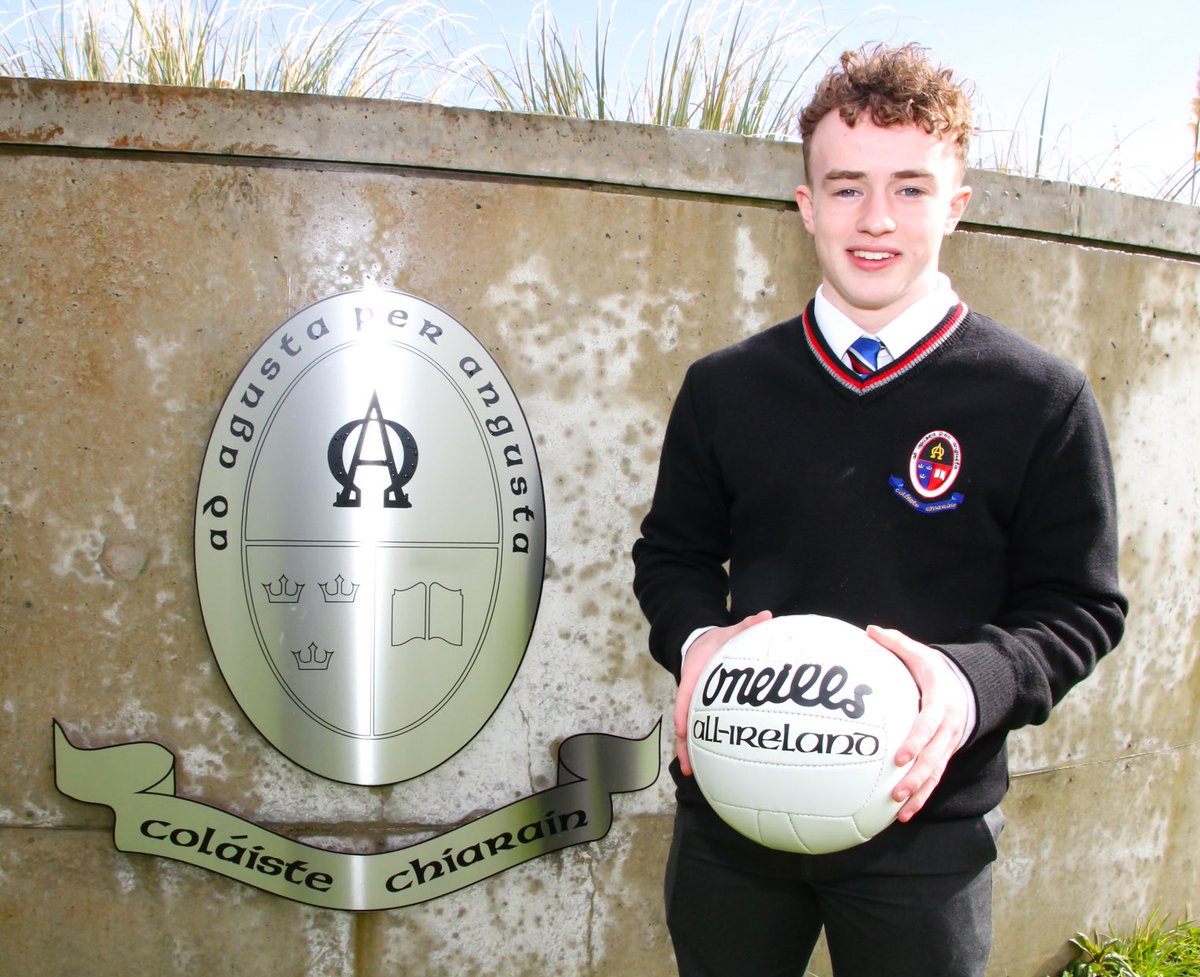 Huge congratulations to form 4 <a href="/colaiste/">Coláiste Chiaráin</a> Conor O’Lonaigh who has been selected as Limerick Minor Football Captain for the year ahead. The very best of luck to Conor &amp; the team. <a href="/LmkFootballers/">Limerick Footballers</a> @LCETBSchools <a href="/LimerickCLG/">Limerick GAA</a> <a href="/officialgaa/">The GAA</a>