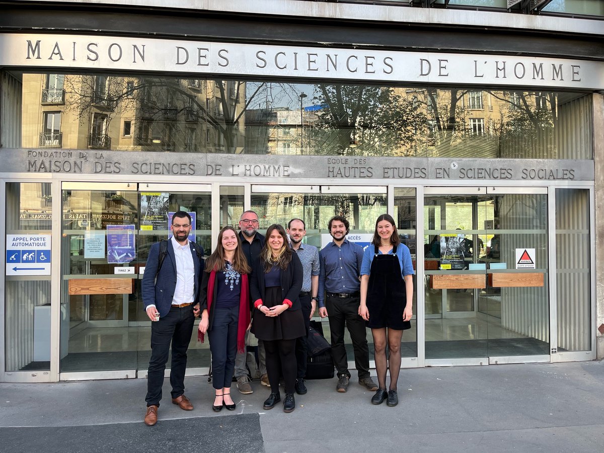 Ota Konrád (@otakonrad) on Twitter photo This Thursday, 21 March, the "War and Society" research alliance launched its activities. Our aim is also to bring together doctoral students: This time, four students from our Modern History PhD programme came to Paris. Thanks to <a href="/MCerovic20/">Masha Cerovic</a> for organising the meeting! This Thursday, 21 March, the "War and Society" research alliance launched its activities. Our aim is also to bring together doctoral students: This time, four students from our Modern History PhD programme came to Paris. Thanks to <a href="/MCerovic20/">Masha Cerovic</a> for organising the meeting!