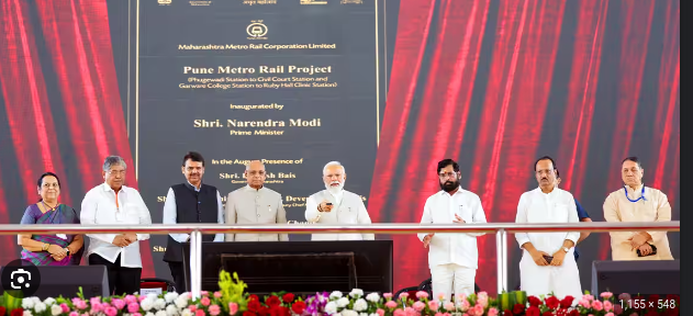eagertolearn12's tweet photo. Congress-led governance was marred by policy paralysis and lack of vision. Today, as we stride towards progress, let's not forget the lost opportunities of the past. #BJP4India #LokSabha2024. #BJP4India #CongressFailedIndia #devendrafadnavisformaharashtra #ModiKiGuarantee https://t.co/mFC8uZo0f1